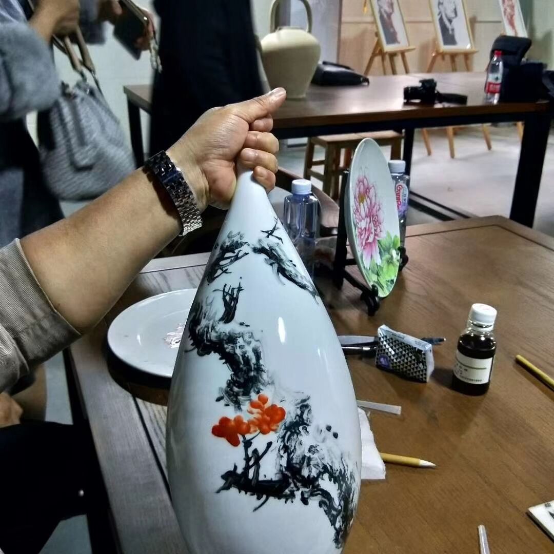 传统陶瓷粉彩技艺（非遗项目）